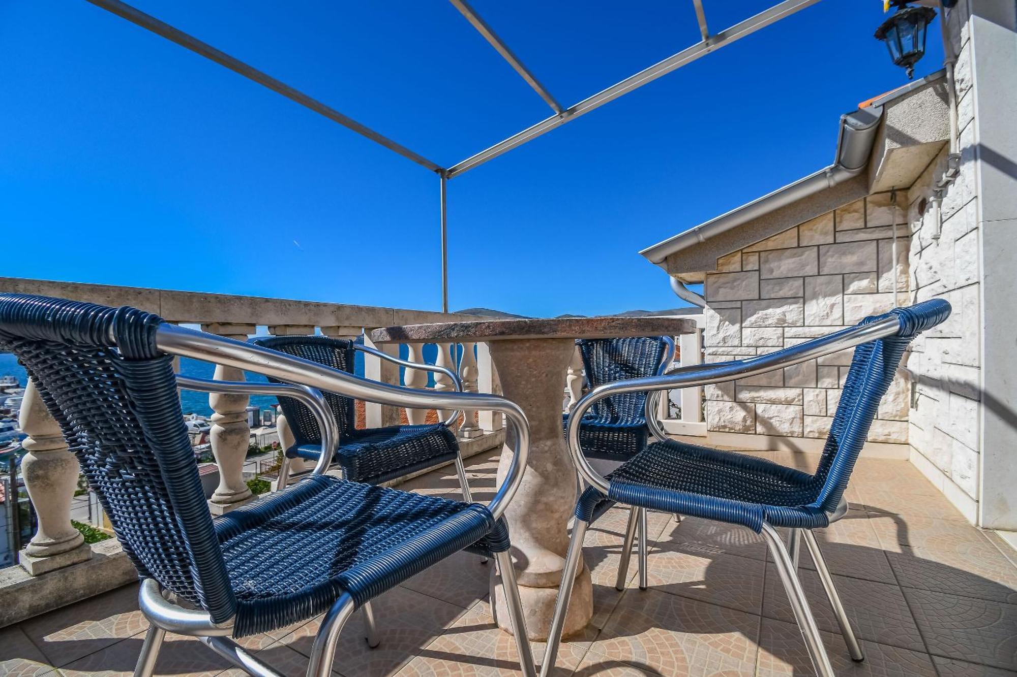 טרוגיר Apartments Anna מראה חיצוני תמונה