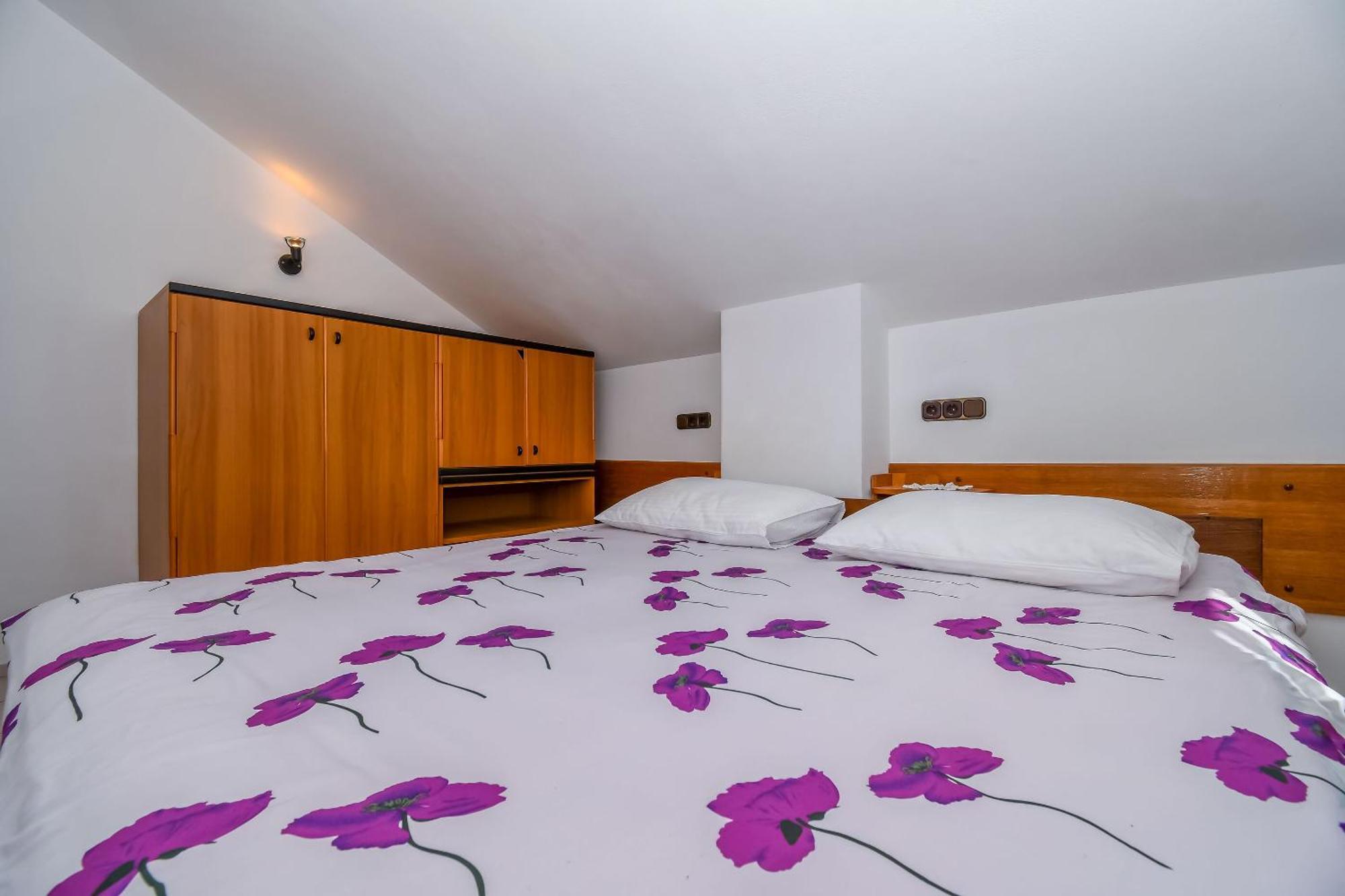 טרוגיר Apartments Anna מראה חיצוני תמונה